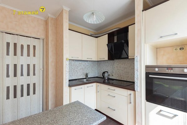 1-комнатная квартира по адресу Победителей просп., 75/1 - фото 1