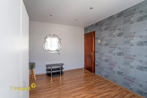 3-комнатная квартира по адресу Сергея Есенина ул., 49 - фото 5
