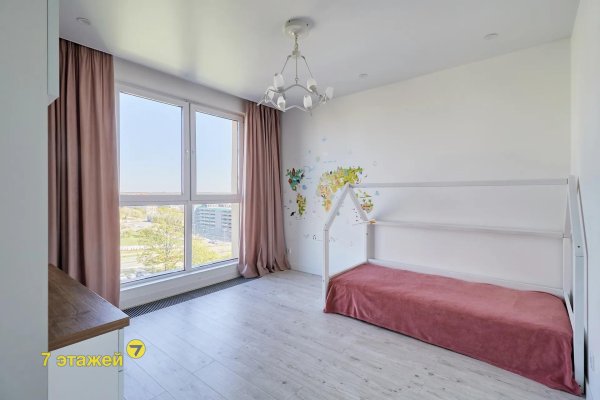 3-комнатная квартира по адресу Макаенка ул., 12Б - фото 1