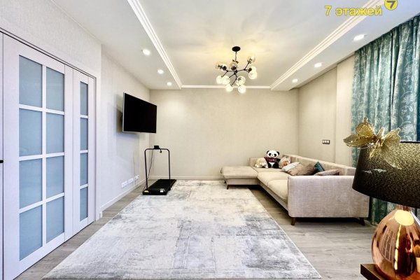 3-комнатная квартира по адресу Победителей просп., 121 - фото 1
