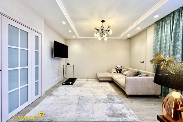 3-комнатная квартира по адресу Победителей просп., 121 - фото 1