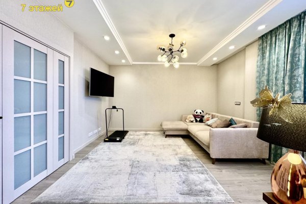 3-комнатная квартира по адресу Победителей просп., 121 - фото 1