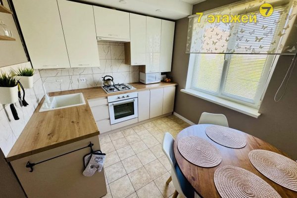 4-комнатная квартира по адресу Любимова просп., 34/1 - фото 1