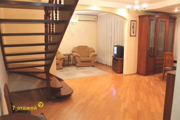 4-комнатная квартира по адресу Партизанский просп., 21 - фото 1