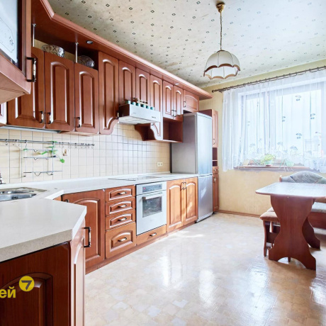 Фотография 4-комнатная квартира по адресу Азгура ул., 1 - фото 3