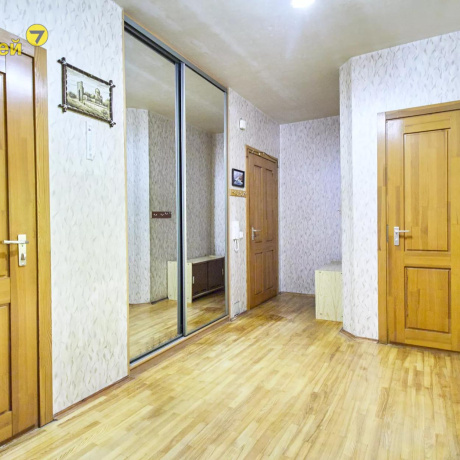 Фотография 4-комнатная квартира по адресу Азгура ул., 1 - фото 11