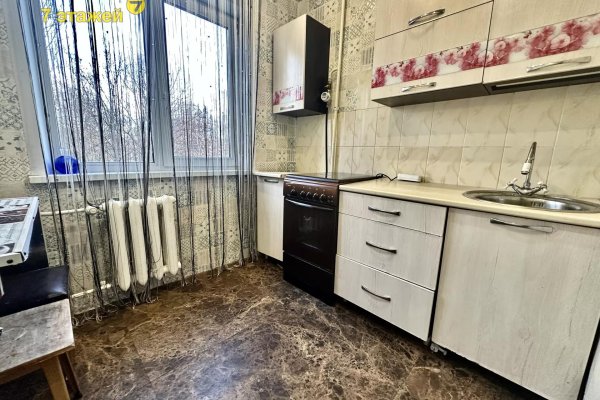 2-комнатная квартира по адресу Уборевича ул., 162 - фото 3