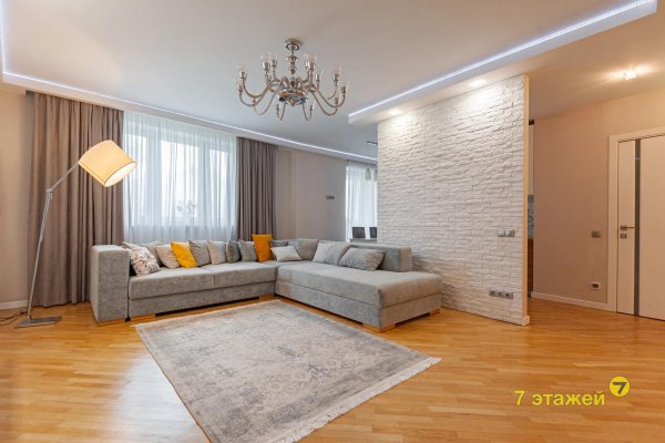 3-комнатная квартира по адресу Сергея Есенина ул., 6 - фото 3