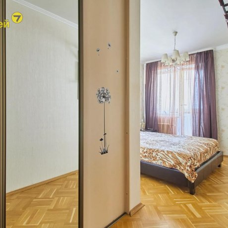Фотография 3-комнатная квартира по адресу Сергея Есенина ул., 38 - 11