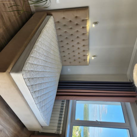 Фотография 2-комнатная квартира по адресу ПОБЕДИТЕЛЕЙ, 135Б - фото 3