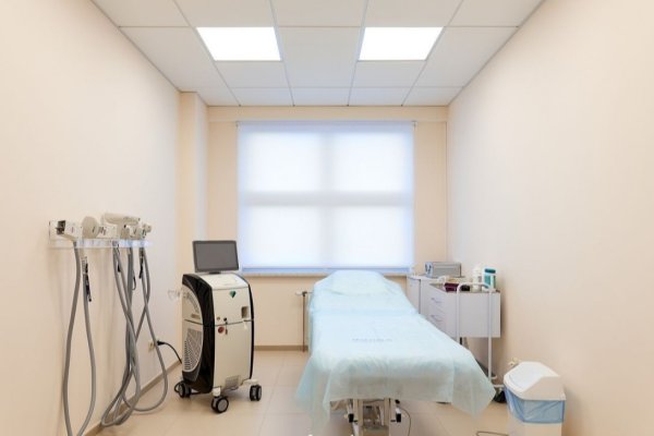 Продаются теннисные корты, сквош корты, помещения медицинского центра - фото 8