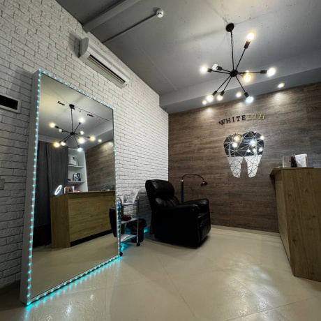 Фотография небольшой стильный офис - фото 1