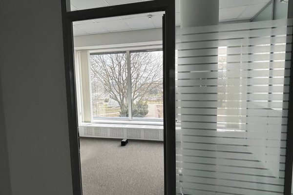 Аренда офисных помещений в центре города - фото 4