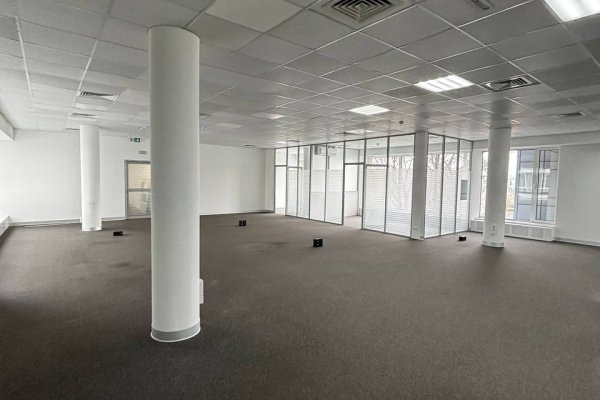 Аренда офисных помещений в центре города - фото 1