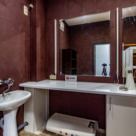 Фотография Продажа офисного помещения, ул. Нововиленская, 38 - фото 18