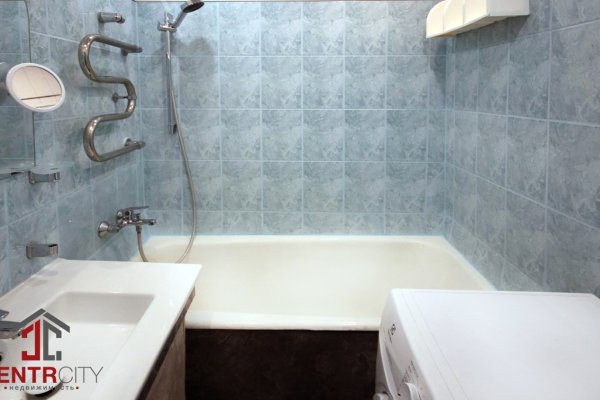 2-комнатная квартира по адресу ШУГАЕВА Н.А., 17 - фото 6