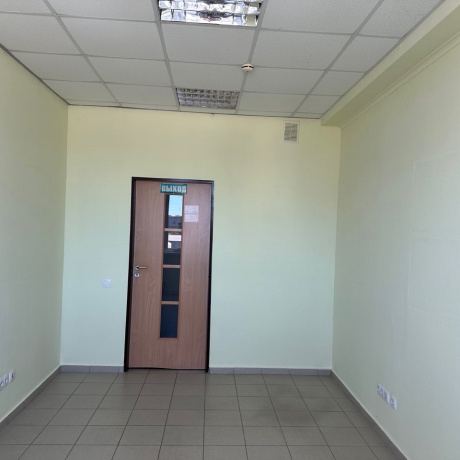 Фотография Сдаем кабинет в административном здании - фото 2