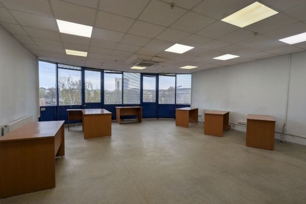 Офис в БЦ метро Площадь Победы - фото 1