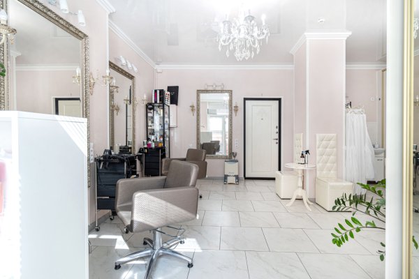 Продажа офиса с элитном ЖК "Vogue" возле парка Челюскинцев - фото 1