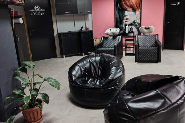 Парикмахерское кресло в аренду  - фото 3