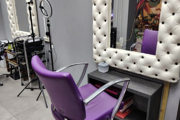 Парикмахерское кресло в аренду  - фото 1