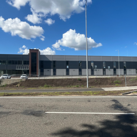 Фотография Сдается в аренду отапливаемый Склад 640 м2 + Офис 200 м2, Брестское направление, 3 км от МКАД - фото 1