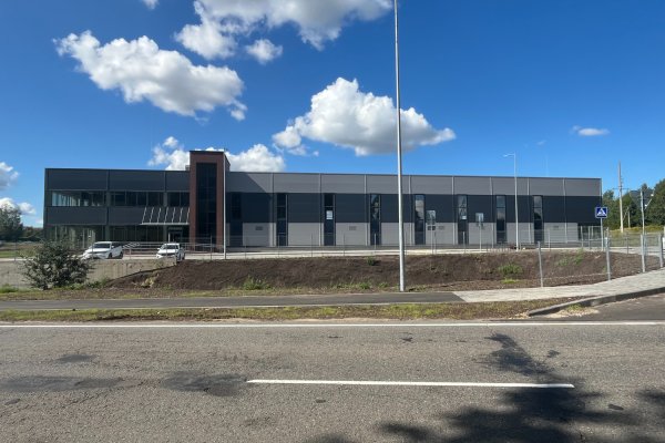 Сдается в аренду отапливаемый Склад 640м2 + Офис 200м2, Брестское направление, 3 км от МКАД - фото 1