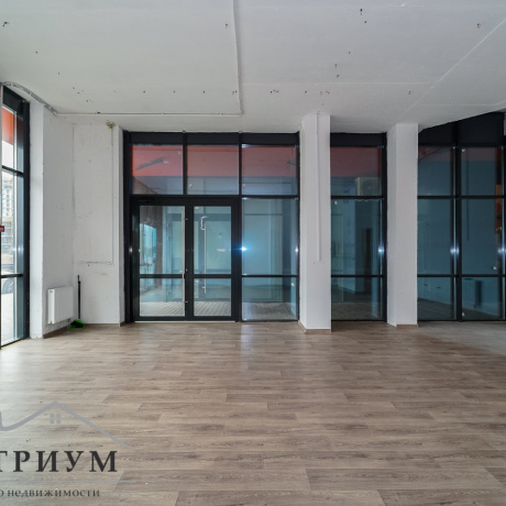 Фотография Помещение с РЕМОНТОМ площадью 47,5 кв.м. на Братской, 17 - фото 3