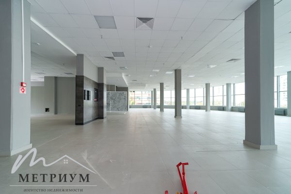 Торговое помещение 700кв.м. в ТЦ &laquo;Европа&raquo; ул. Сурганова 57А. - фото 7