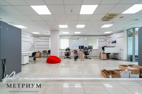 Офис 181,9 м2 в ROYAL PLAZA, пр-т Победителей, 7а - фото 3