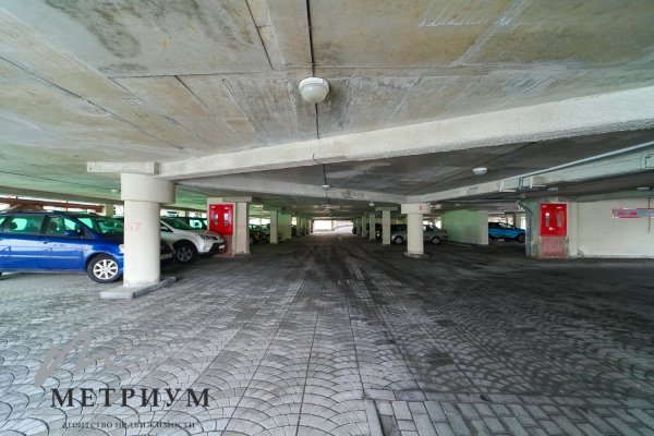 Продается машино-место по ул. Восточная 131 на крытом паркинге - фото 9