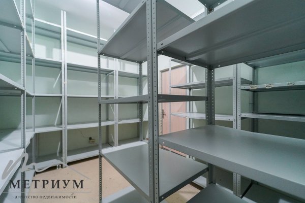 СКЛАД 13,6 м2, ул. В. Хоружей 1А в ТЦ Силуэт - фото 2
