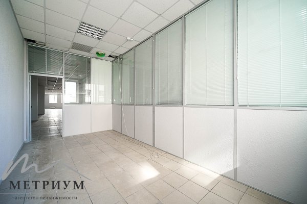 Аренда офиса 790,42кв.м. ул. Л. Беды 2 - фото 11