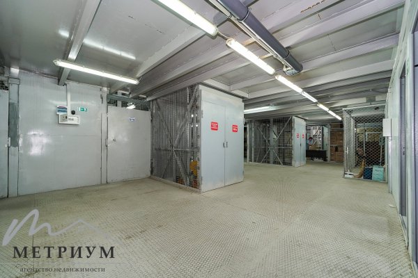 Склад 345,6 кв.м. со стелажами, ул. Домбровская, 15 - фото 4