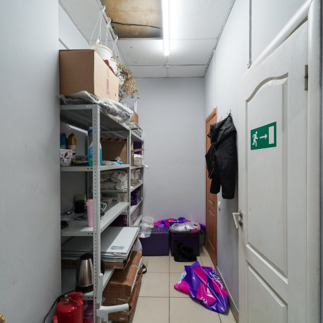 Фотография Покупатель не оплачивает услуги агентства! Продается торговое помещение с арендатором по адресу г.Минск пр-т Партизанский 13,  площадью 73.9 кв.м - фото 9