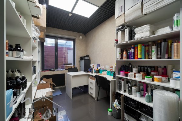 Покупатель не оплачивается услуги агентства!  Продается коммерческое помещение с арендатором по адресу г.Минск  ул. Петра Мстиславца 1,  площадью 102 - фото 9