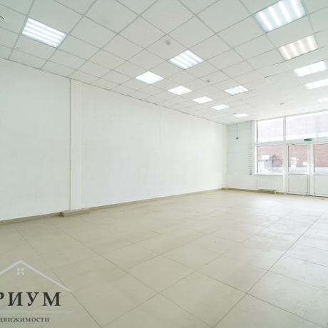 Фотография Аренда торгового помещения 69,2 кв.мв торговом центре в Заславле, Студенческий переулок 5 - фото 6