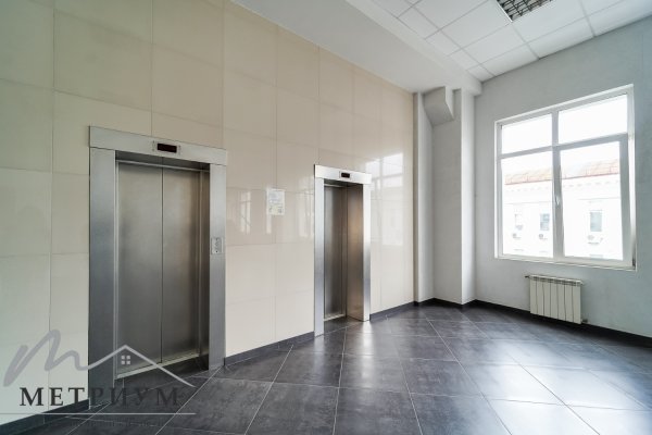 Уютный офис формата Open space в центре города по адресу г. Минск, ул. Толбухина,2, пом.10 - фото 8