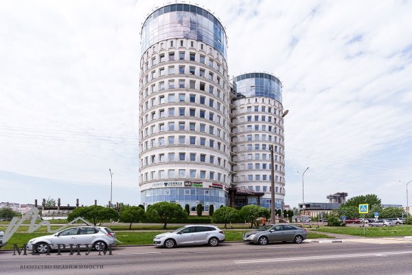 Продажа офиса 1335,3 м2 с арендаторами, ул. Домбровская, 9, ст.м. «Кунцевщина» - фото 1