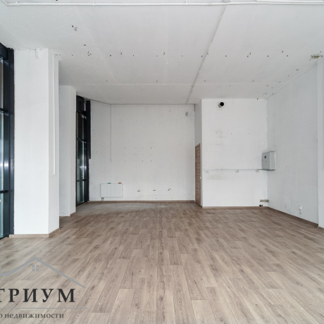 Фотография Помещение с РЕМОНТОМ площадью 47,5 кв.м. на Братской, 17 - фото 5