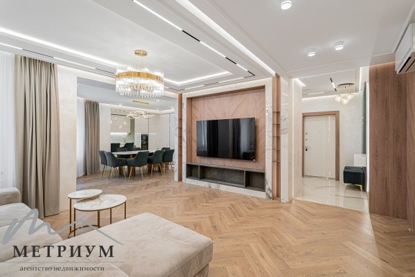 4-комнатная квартира по адресу ЧЕРВЯКОВА А.Г., 55 - фото 1