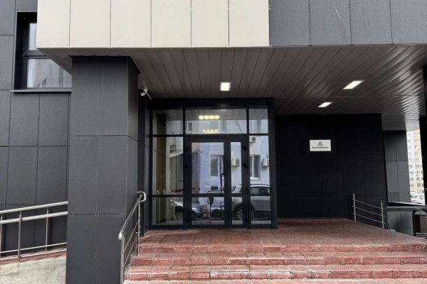 Аренда офиса от 558,8 м2 до 1683 м2 возле ст. метро &laquo;Молодежная&raquo; - фото 2