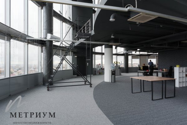 Аренда офиса на 30-м этаже 695 м2 в БЦ &laquo;Royal Plaza&raquo; пр-т Победителей 7А - фото 11
