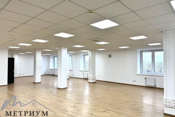 Аренда офиса от 558,8 м2 до 1683 м2 возле ст. метро &laquo;Молодежная&raquo; - фото 8