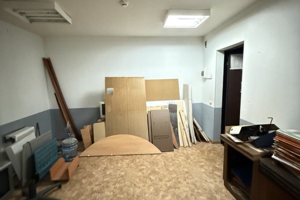 Арендатор не оплачивается услуги агентства!  Офисы по адресу г.Минск, ул Бирюзова 12А, площадью 47.2м2, 31 м2 и 21 м2. - фото 15