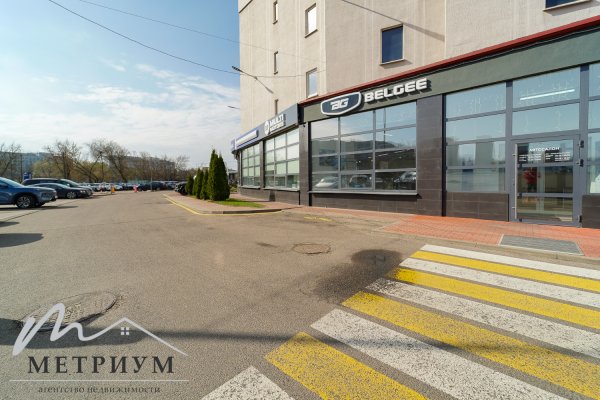 Аренда помещения автосалона 2087 м2 в БЦ &laquo;Колизей&raquo;, пер. Козлова, 29 - фото 2