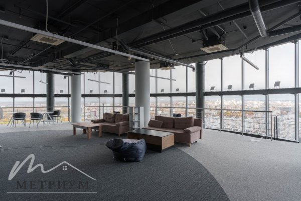 Аренда офиса на 30-м этаже 695 м2 в БЦ &laquo;Royal Plaza&raquo; пр-т Победителей 7А - фото 6