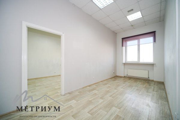 ОФИС из 3-х комнат 53,0кв.м. в БЦ &laquo;Манеж&raquo; ул. Кульман 11 - фото 3