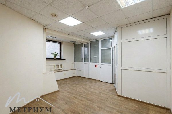 Сдаётся помещение 74,2 м&sup2; с отдельным входом &mdash; Тростенецкая 3, Минск - фото 3