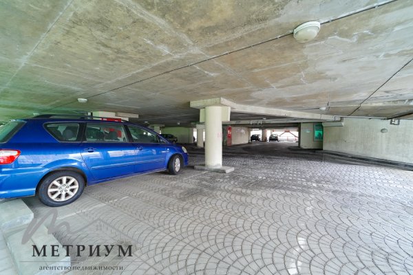 Продается машино-место по ул. Восточная 131 на крытом паркинге - фото 6